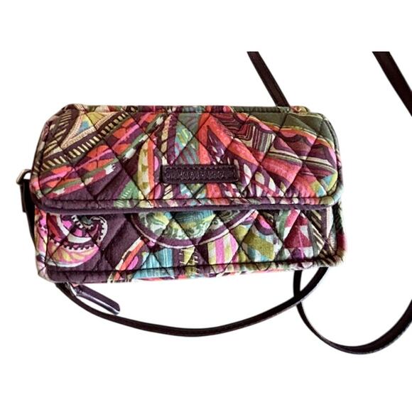 Vera Bradley RFID All-In-One Crossbody Wallet – Multicolor Quilted Fabric - Picture 4 of 7